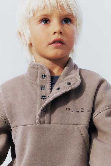 SWEATSHIRT WITH RAISED TEXT AND LOGO - Tans by Zara - Image 4