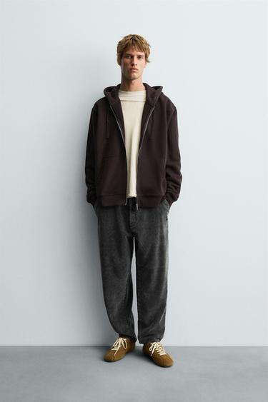 CORDHOSE MIT CARROT-FIT - Dunkelgrau von Zara