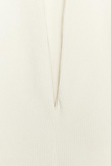 CAMISETA RIB RÚSTICA - Crudo de Zara