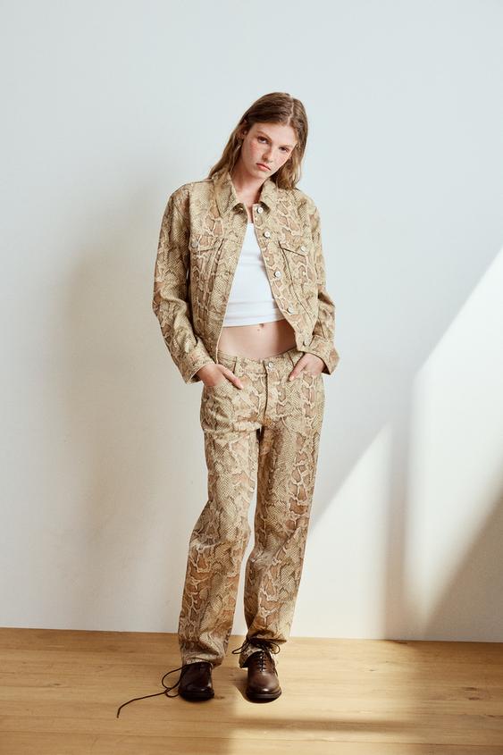 STRAIGHT FIT TIRO BAJO ESTAMPADO ANIMAL TRF JEANS - Tostado de Zara - Imagen 0