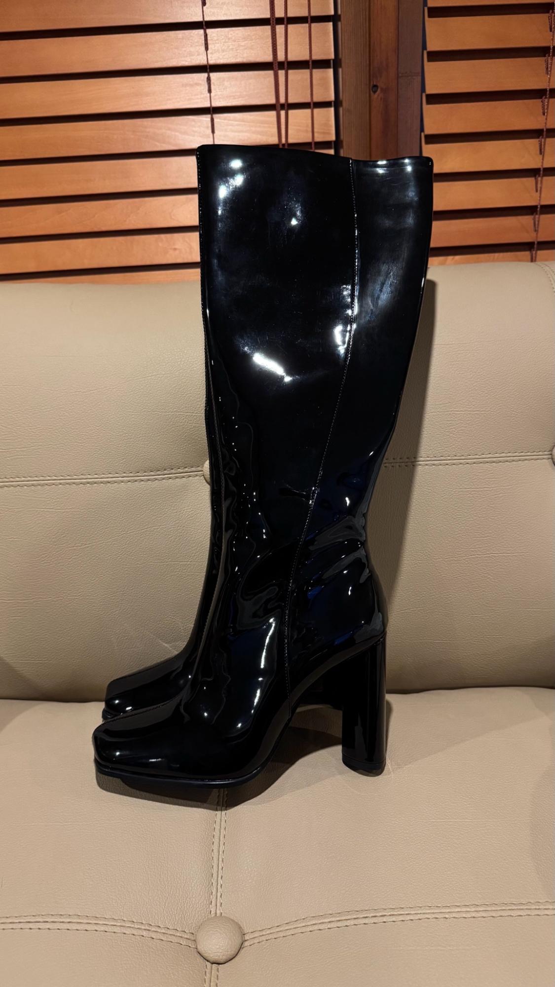 FAUX PATENT FINISH HIGH-HEEL BOOTS - Image 2