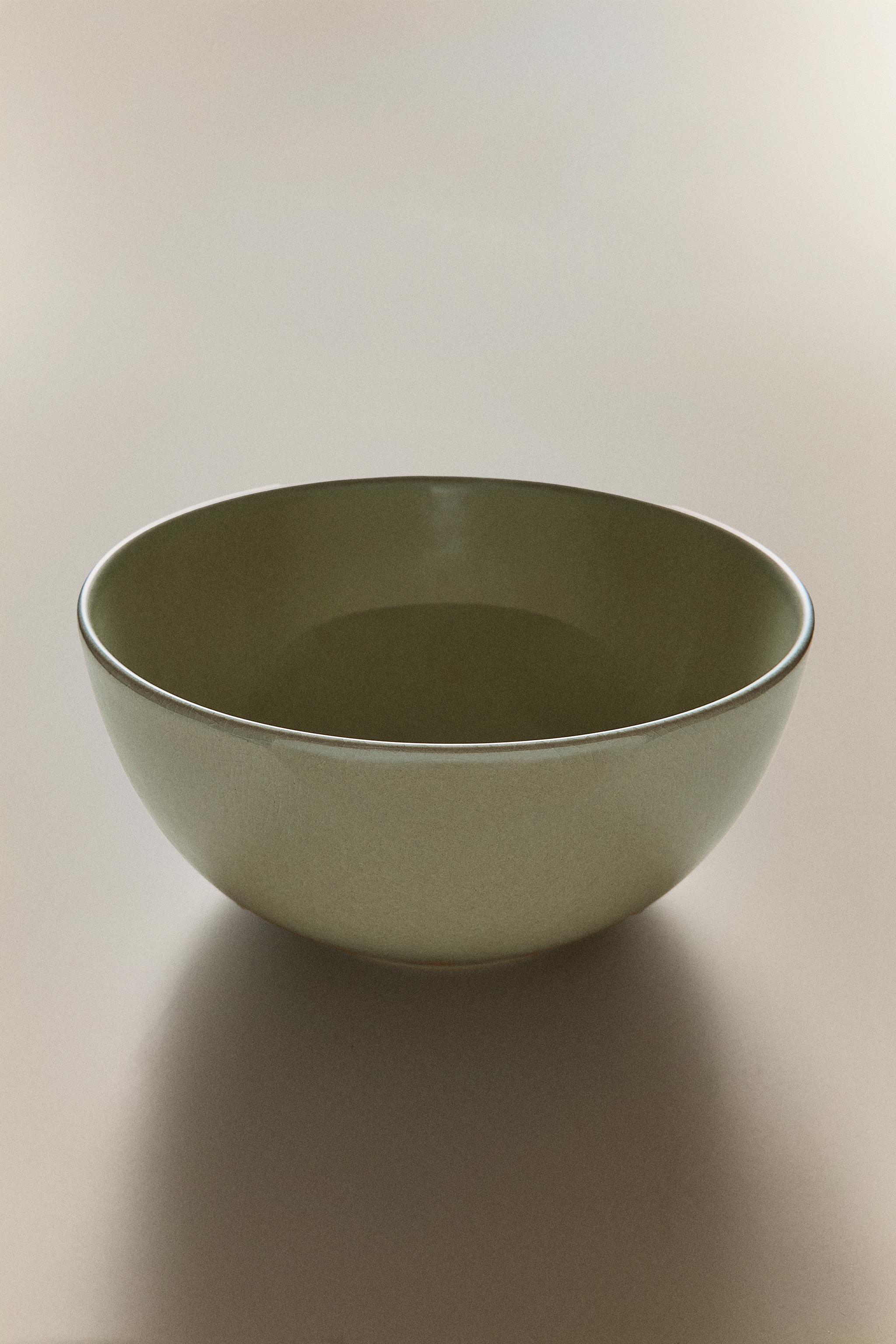 GLAZED STONEWARE SALAD BOWL