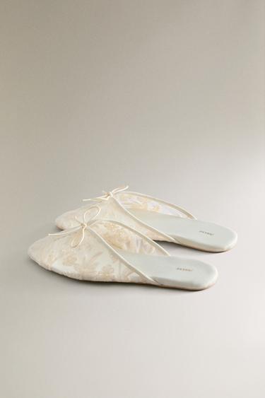 MULE SLIPPERS WITH FLORAL EMBROIDERY - White by Zara - Image 3