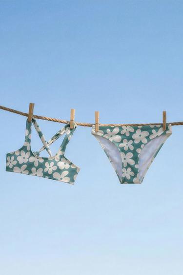 LOOK - Sand / Black by Zara