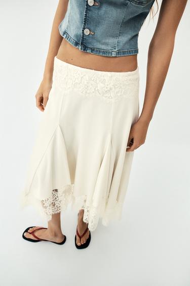 Zara VOLUMINOUS LACE MINI SKIRT - Ecru