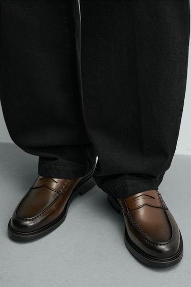 MOCASSINS EN CUIR MASQUE - Marron de Zara - Image 2