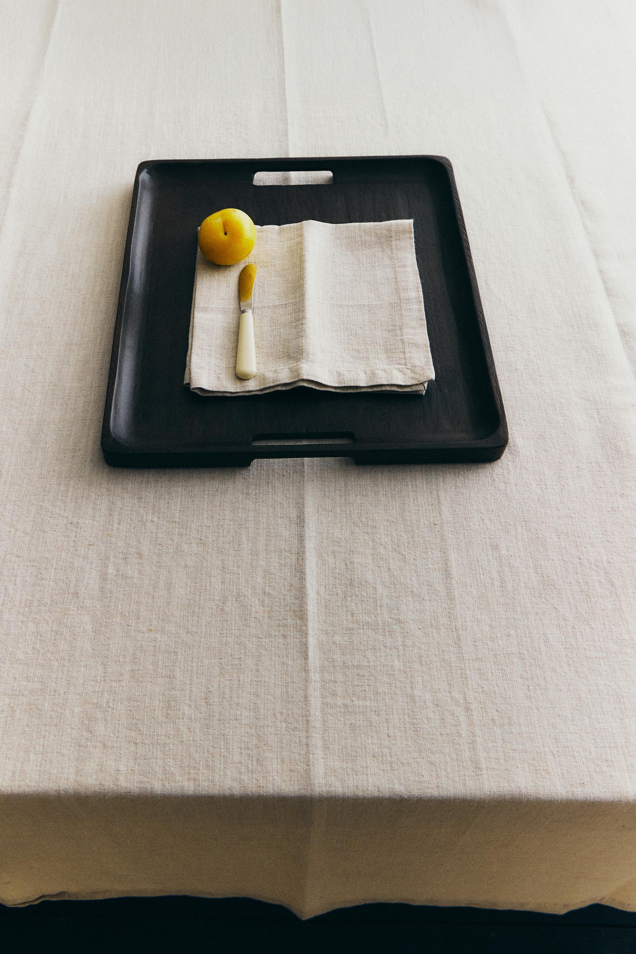 FADED LINEN TABLECLOTH