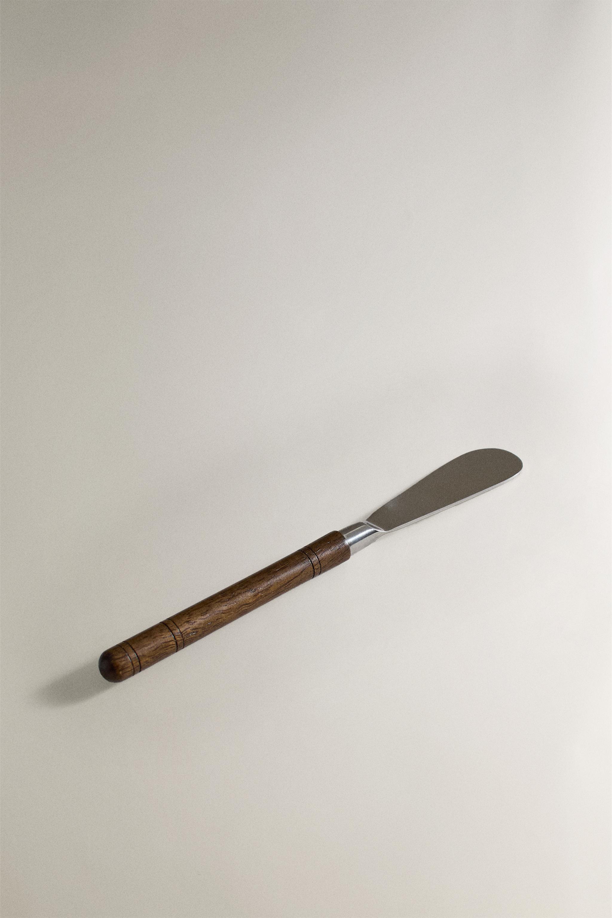 BUTTER KNIFE WITH MANGO WOOD HANDLE