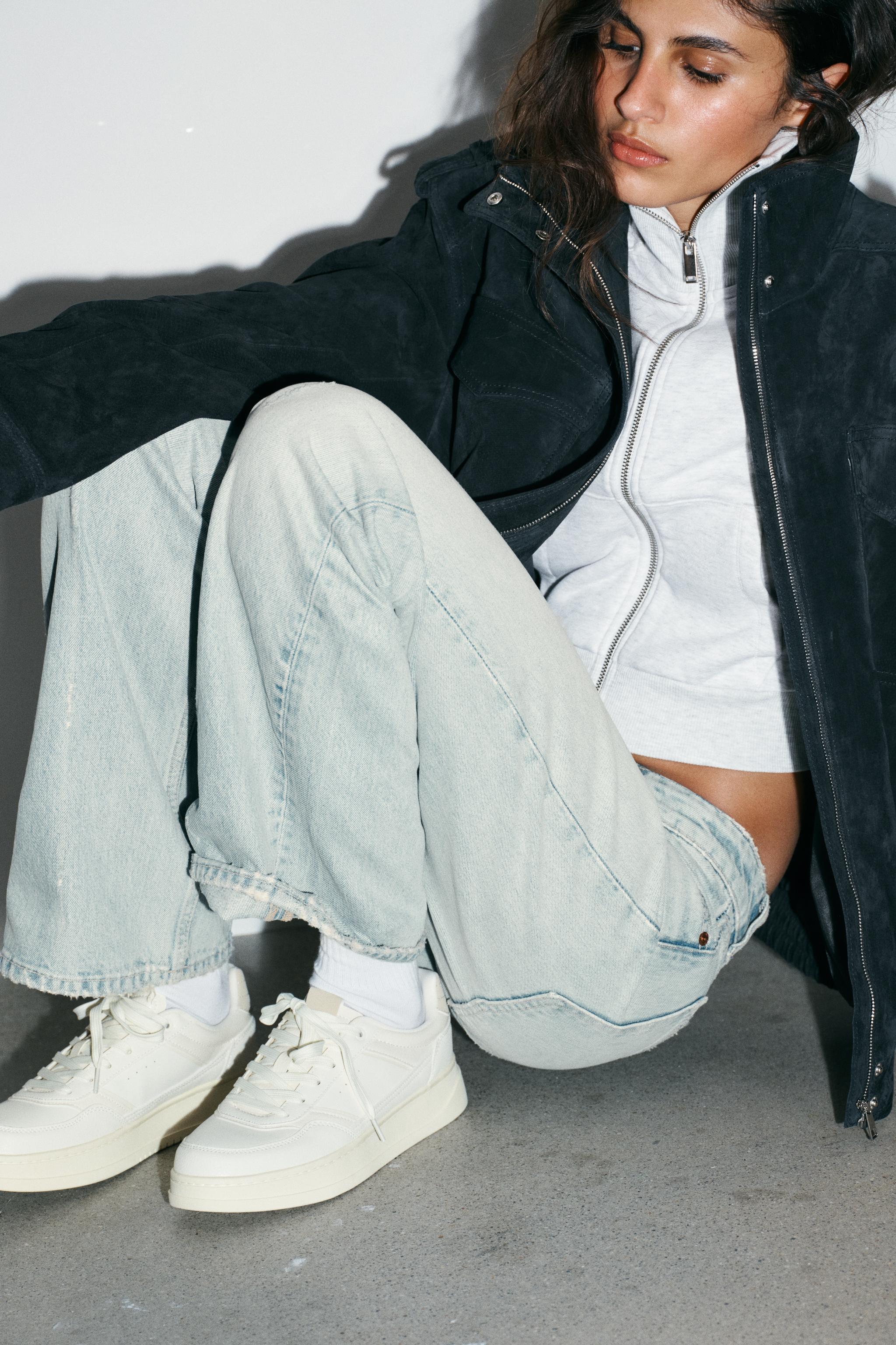 TENNIS AVEC CONTRASTE