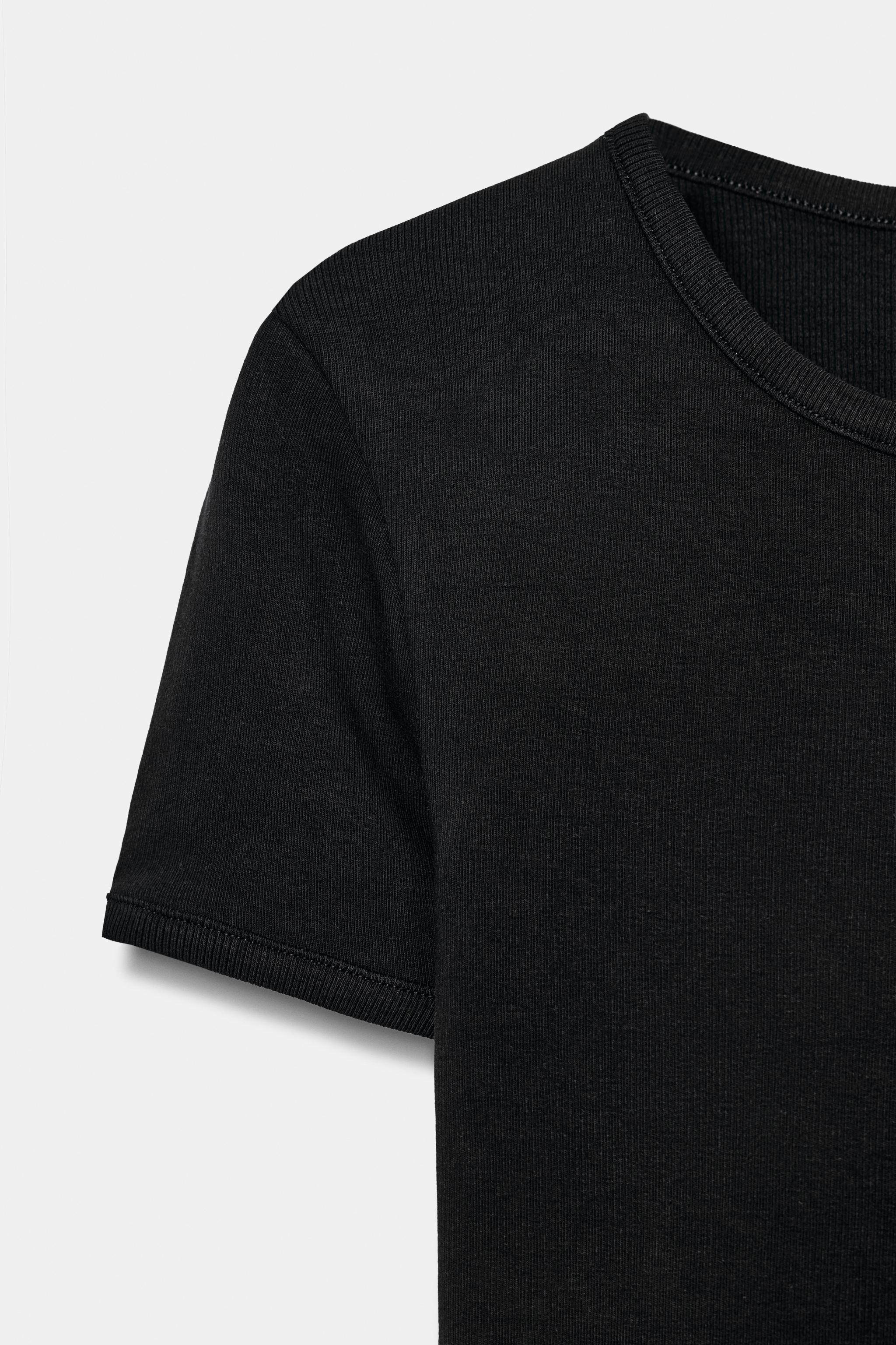 CONTRAST TRIM T-SHIRT