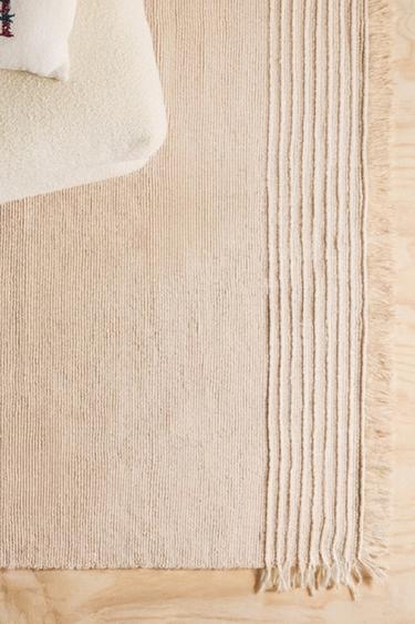 KIDS' WOOL RUG - Pastel pink by Zara