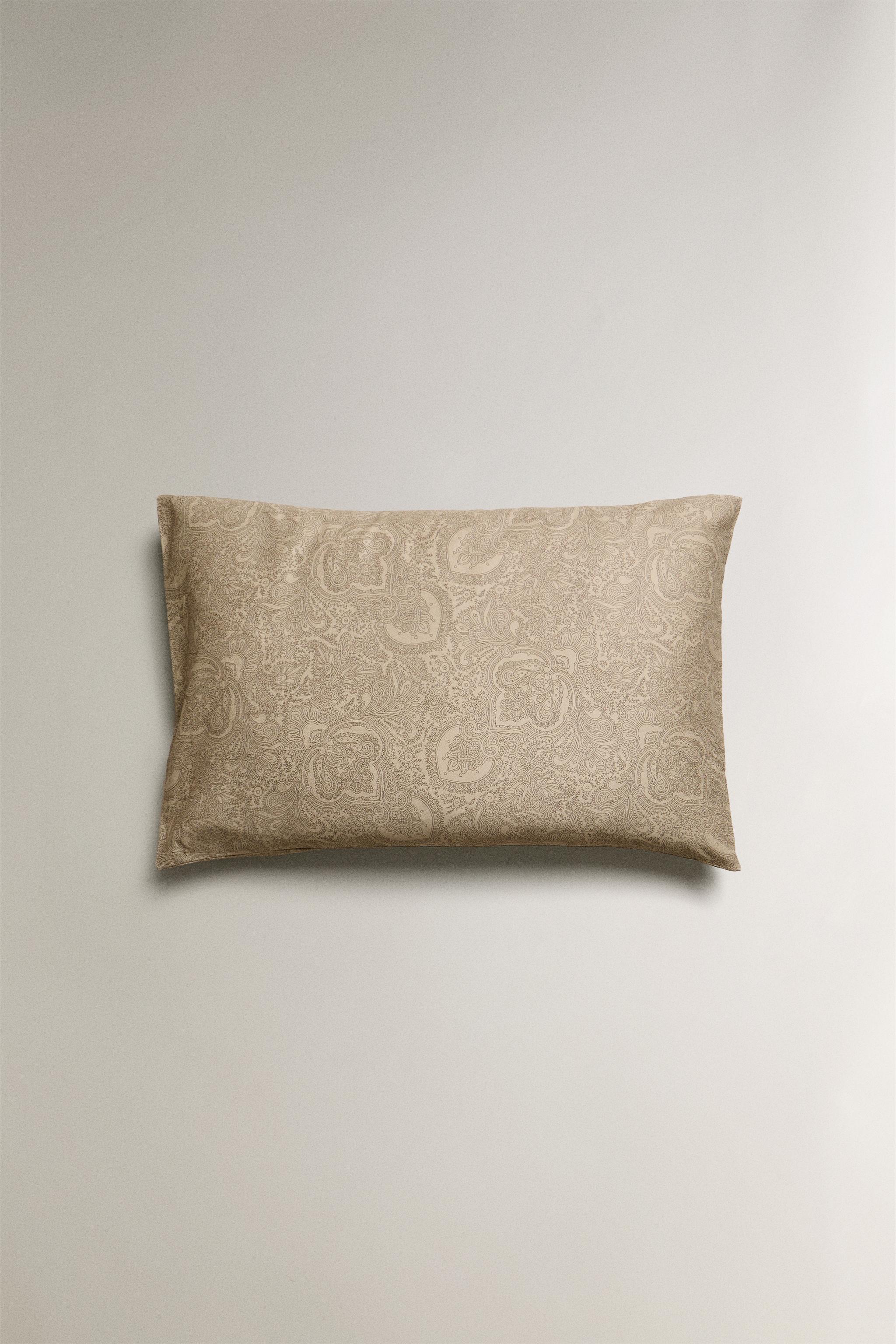 TAIE D’OREILLER SATIN JACQUARD