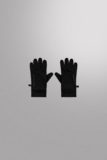 قفازات ركض ممزوجة بالصوف - أسود by Zara