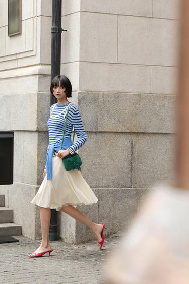 Zara 漆皮效果高跟涼鞋 - 紅色