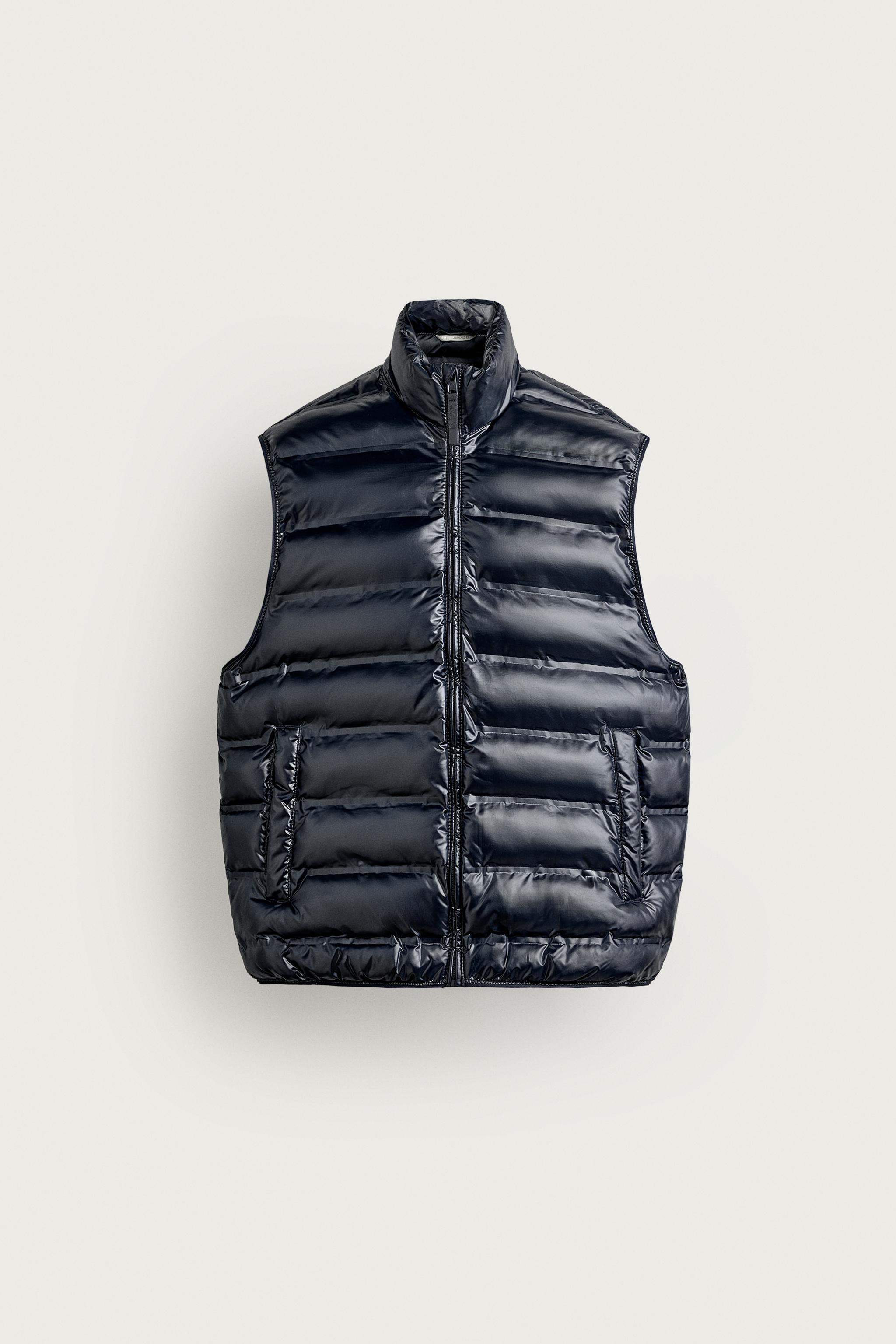 LIGHTWEIGHT WATER REPELLENT QUILTED VEST — Navy blue