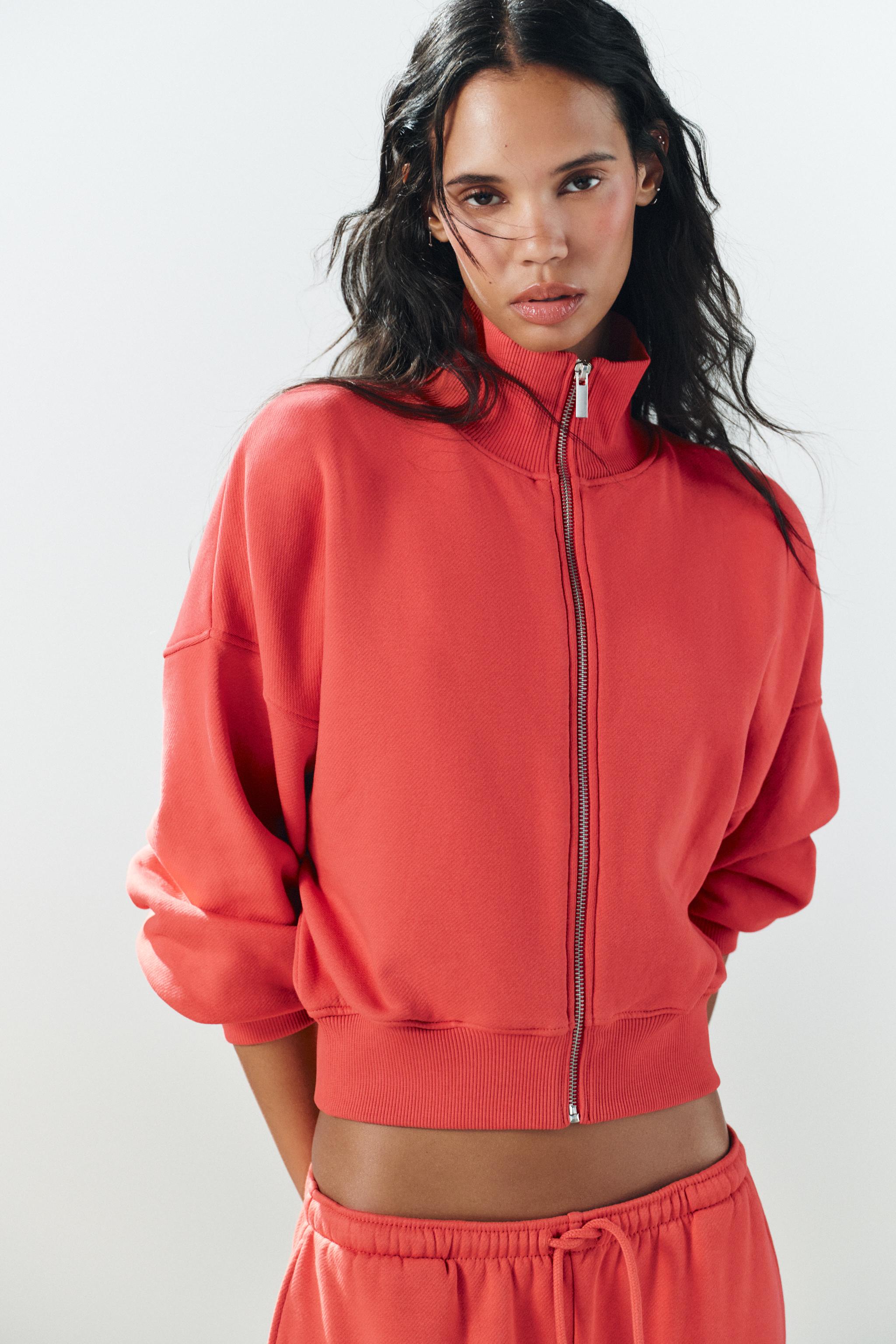 ZIP SWEATSHIRT