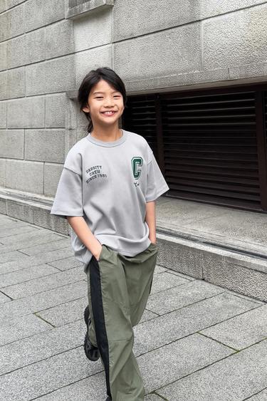 Zara 學院風 T 恤 - 灰色