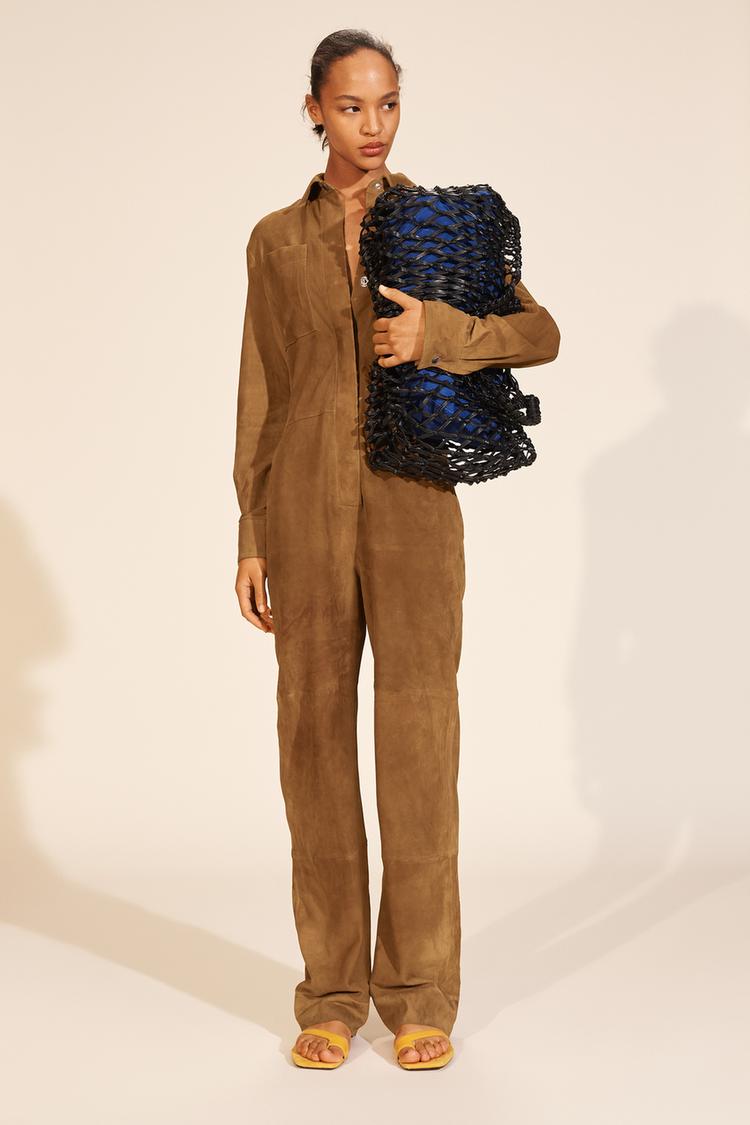 TUTA IN PELLE SCAMOSCIATA LIMITED EDITION Camel medio ZARA