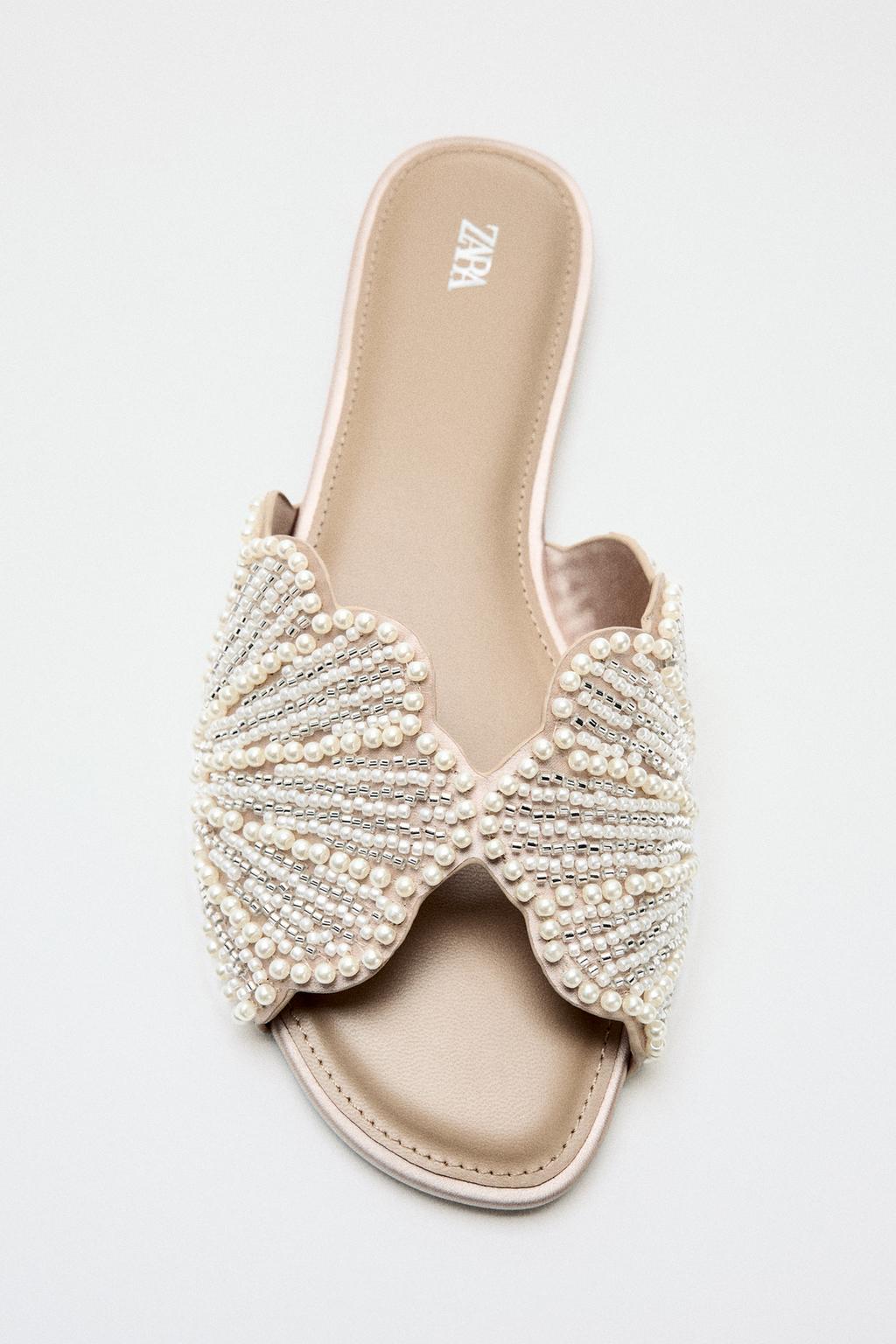 FLAT SLIDE SANDALS WITH SHINY APPLIQUÉS