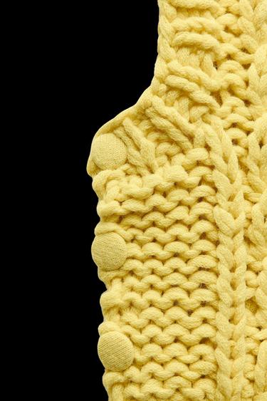 THICK KNIT WAISTCOAT - Yellow by Zara