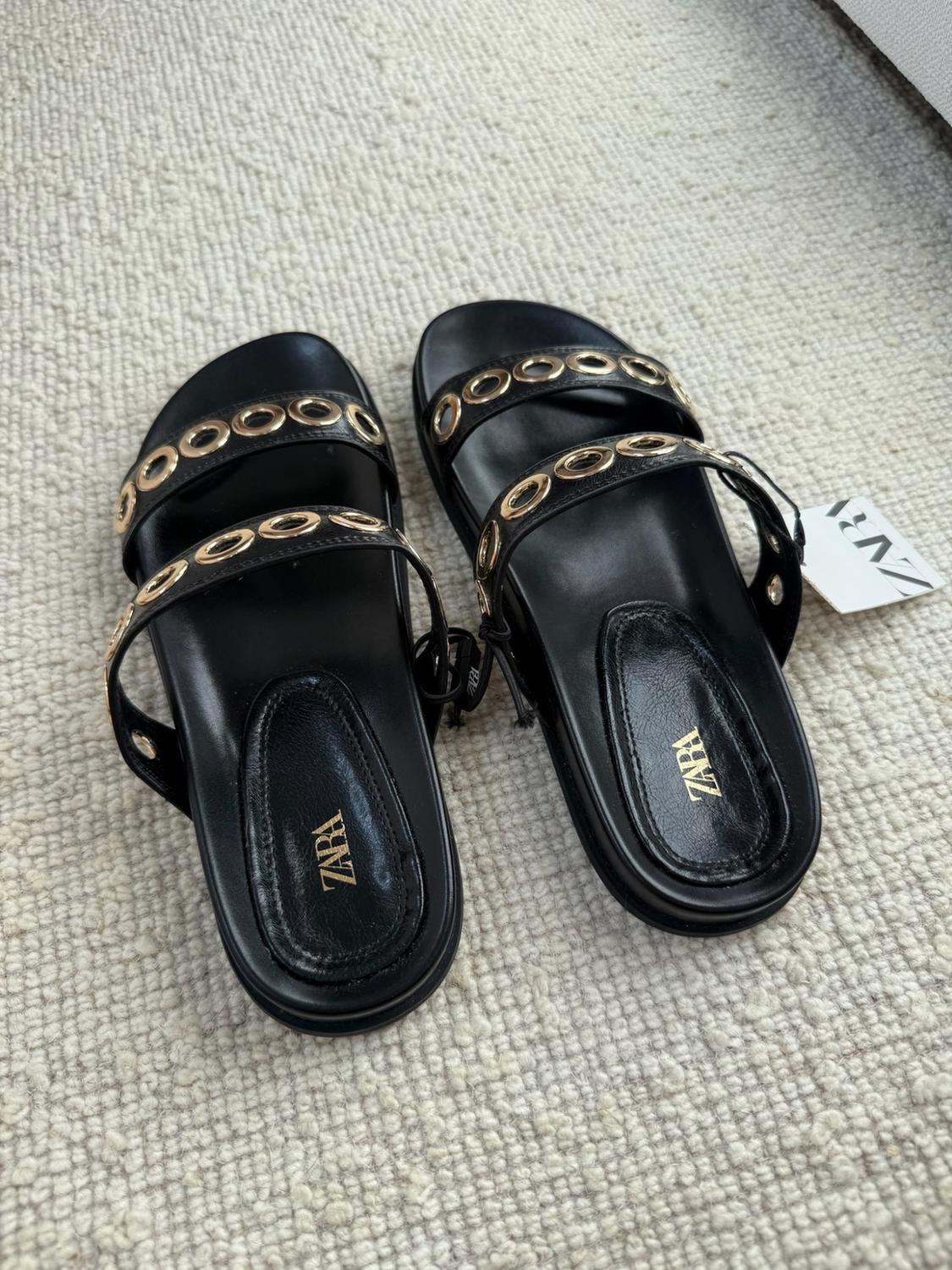 FLAT SLIDER SANDALS WITH APPLIQUÉS - Image 5