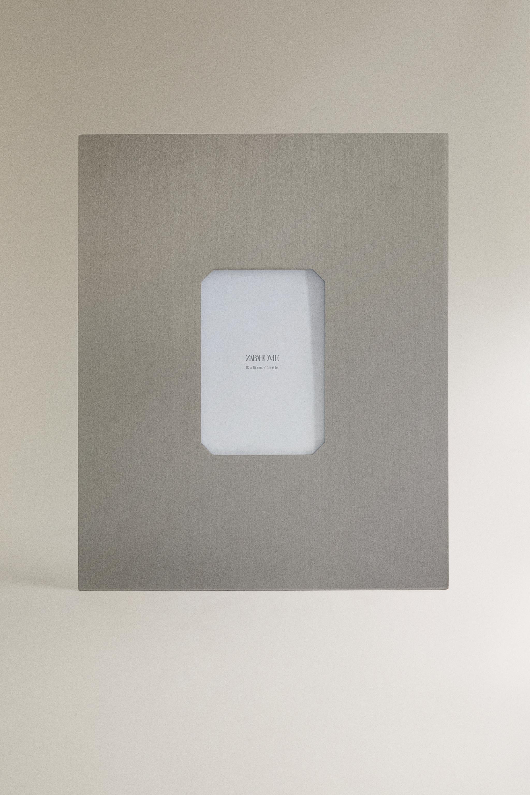 METALLIC PICTURE FRAME — Silver