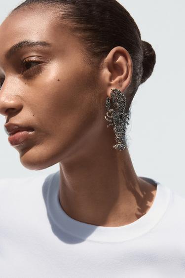 BOUCLES D'OREILLES HOMARD BRILLANTS - Gris anthracite de Zara - Image 0