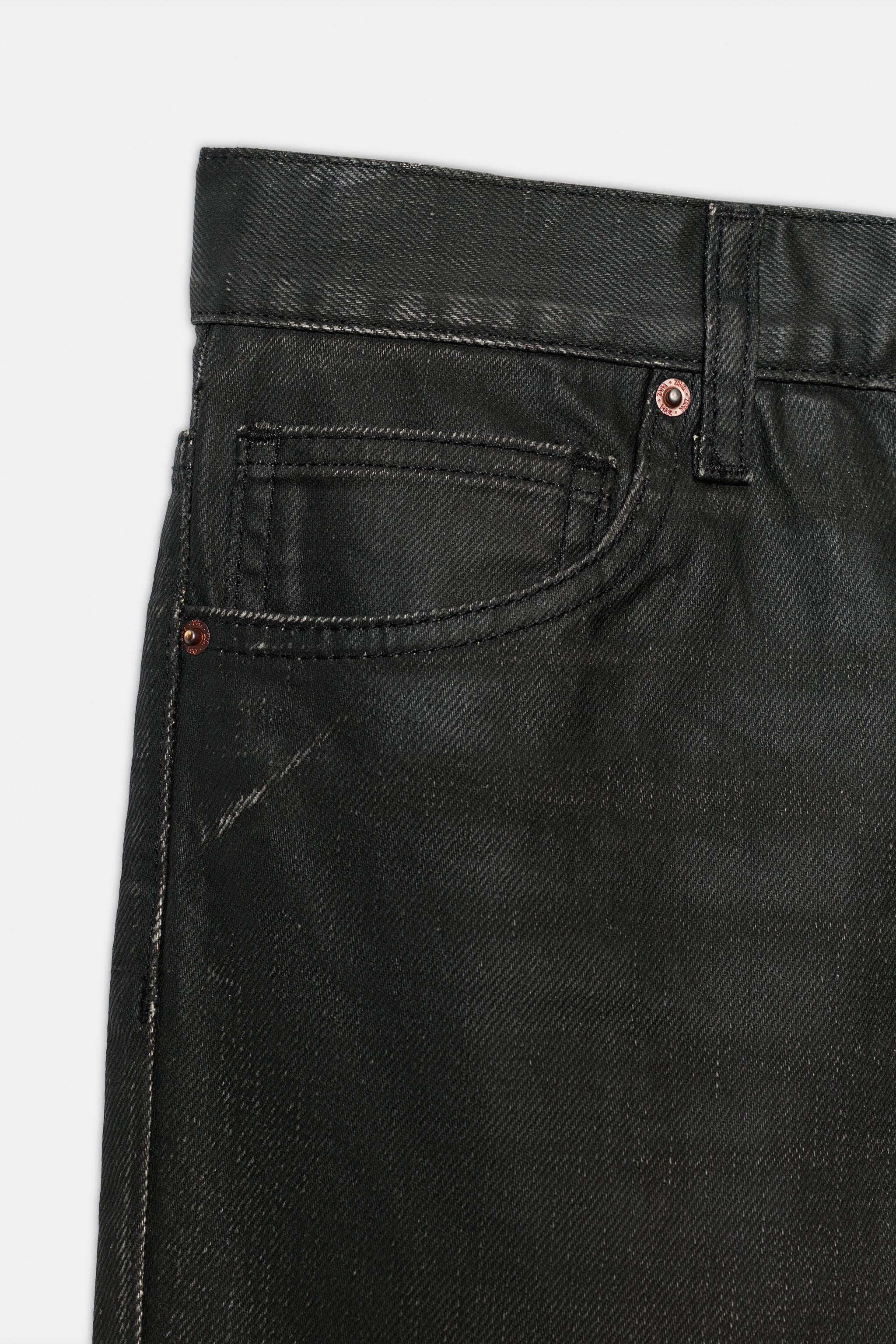 LOW-RISE LOOSE STRAIGHT TRF JEANS