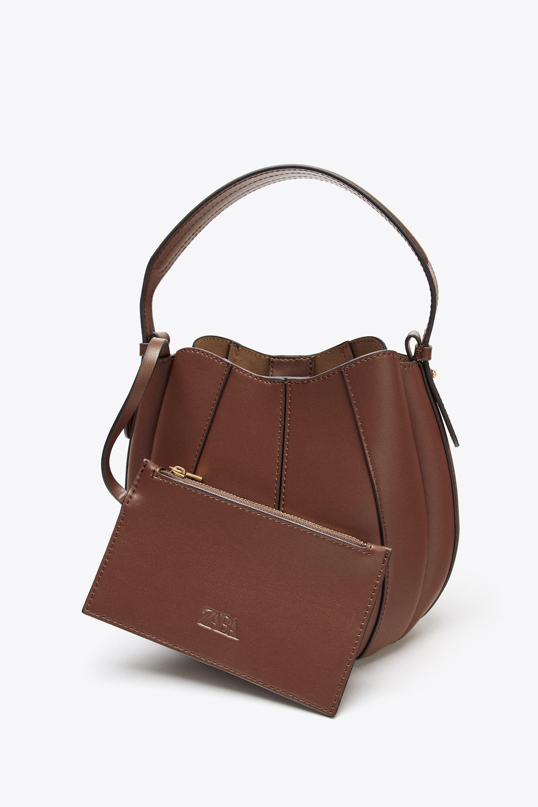 TOPSTITCHED BUCKET BAG