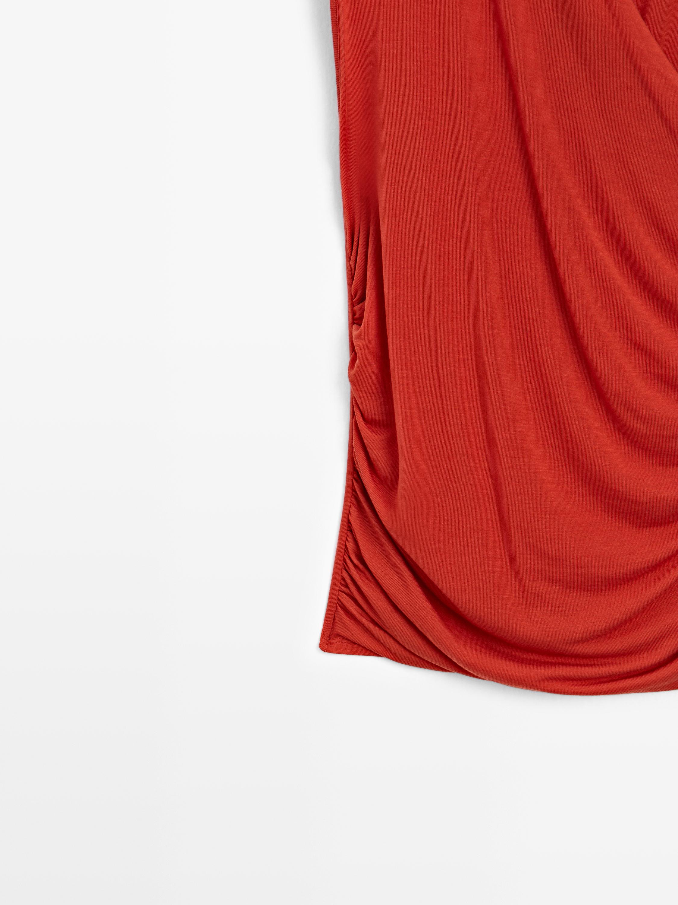 Top drapé cache-cœur