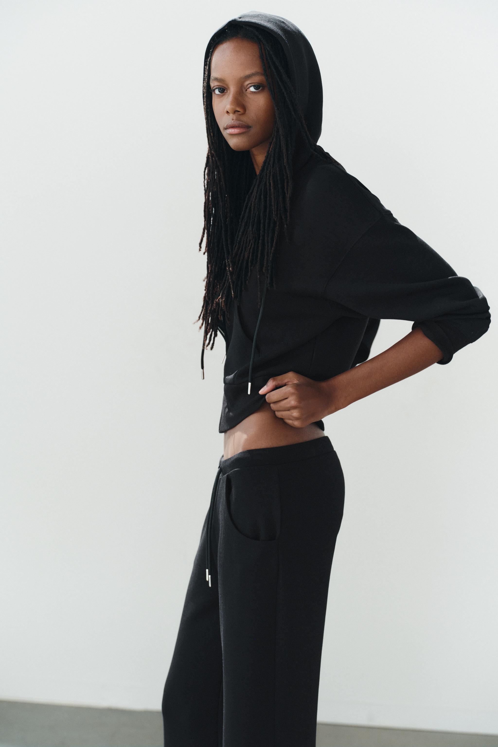 INTERLOCK HOODIE