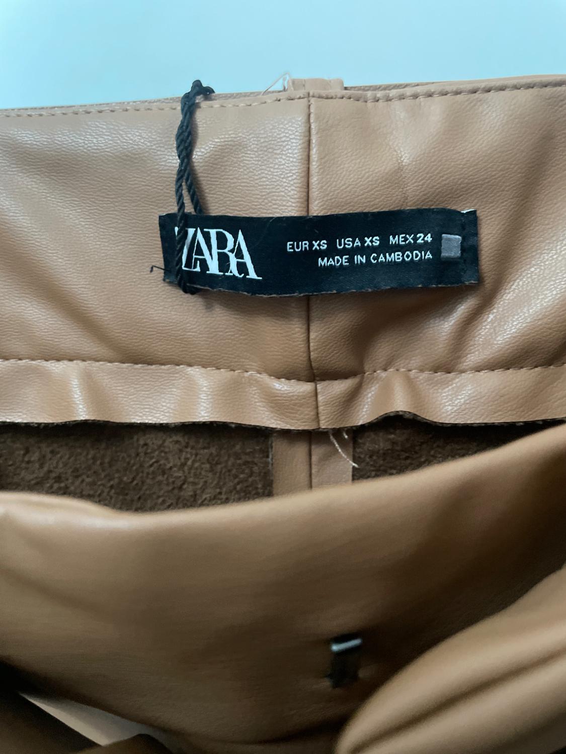 FAUX LEATHER TROUSERS WITH BELT - Image 4