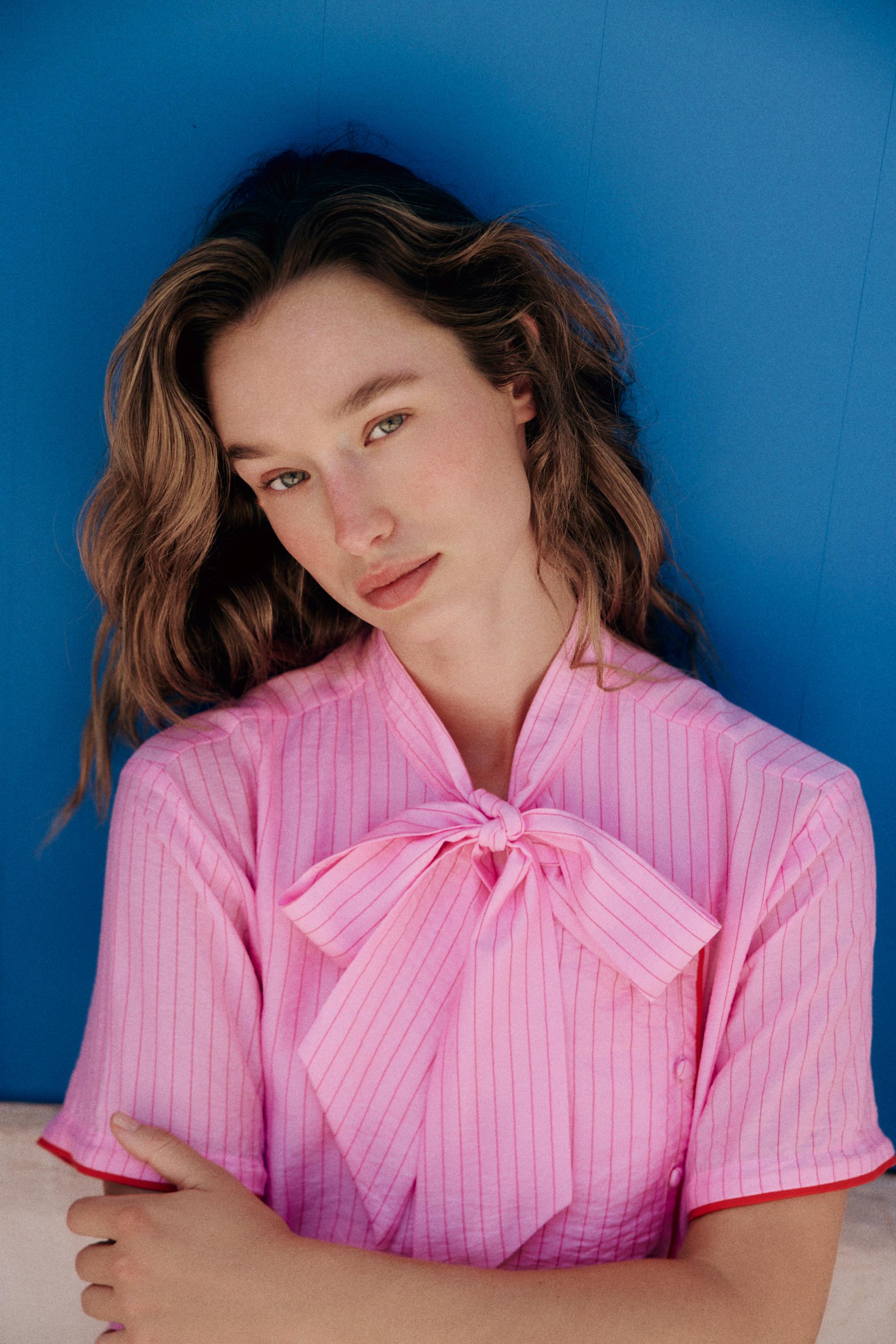 Женские рубашки Zara STRIPED TIE TOP — фото 5