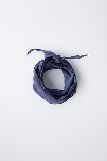 BANDANA FLORES EFECTO ARRUGADO - Azul / Índigo de Zara - Imagen 0