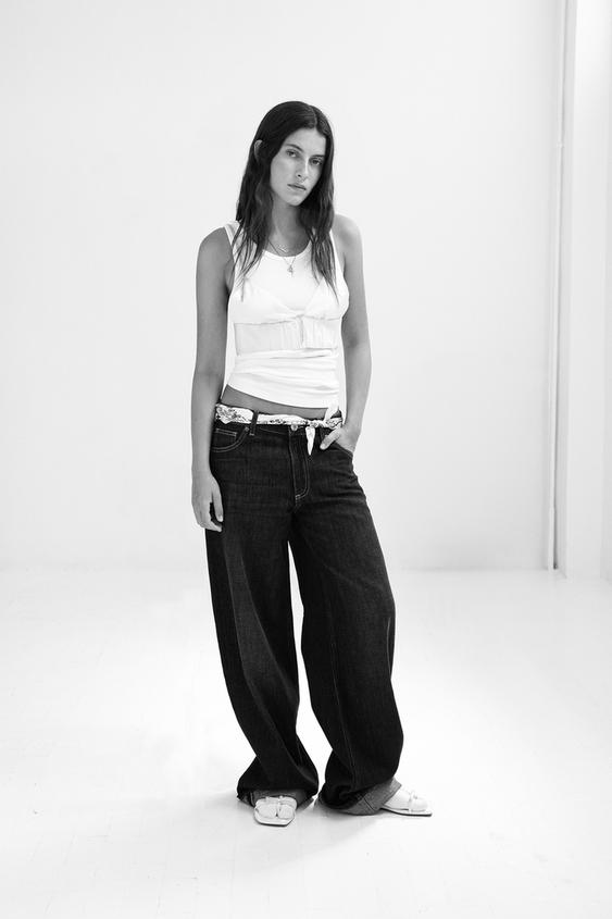 TOP COURT SATINÉ BIJOUX - Écru de Zara - Image 0