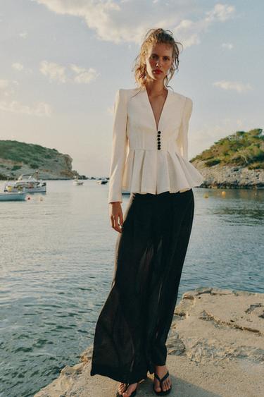 BLAZER AJUSTÉE ÉPAULETTES - Beige clair de Zara