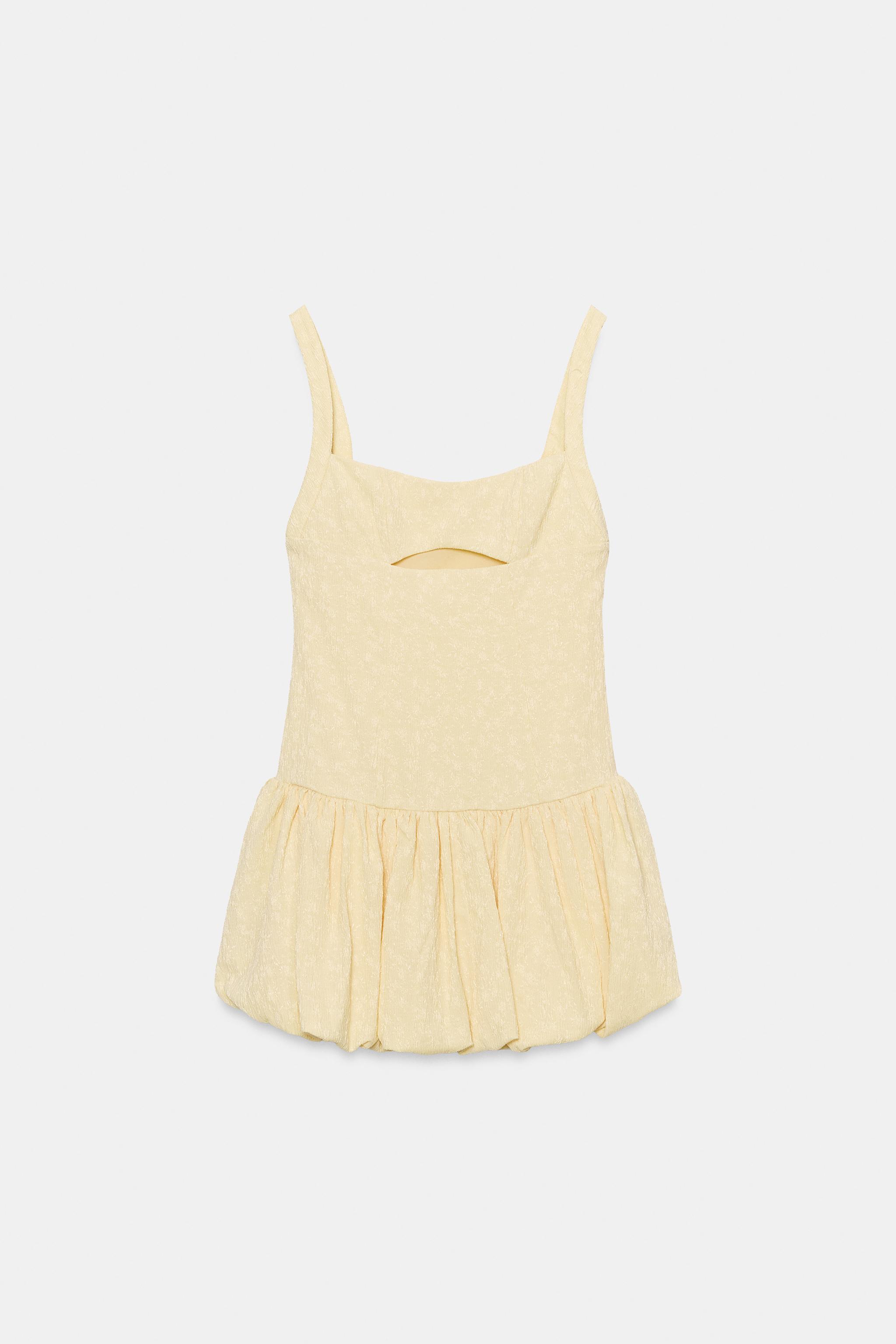 ROBE COURTE TEXTURÉE EFFET BALLON