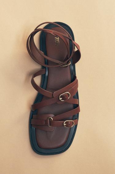 Zara FLAT LEATHER STRAP SANDALS - Brown