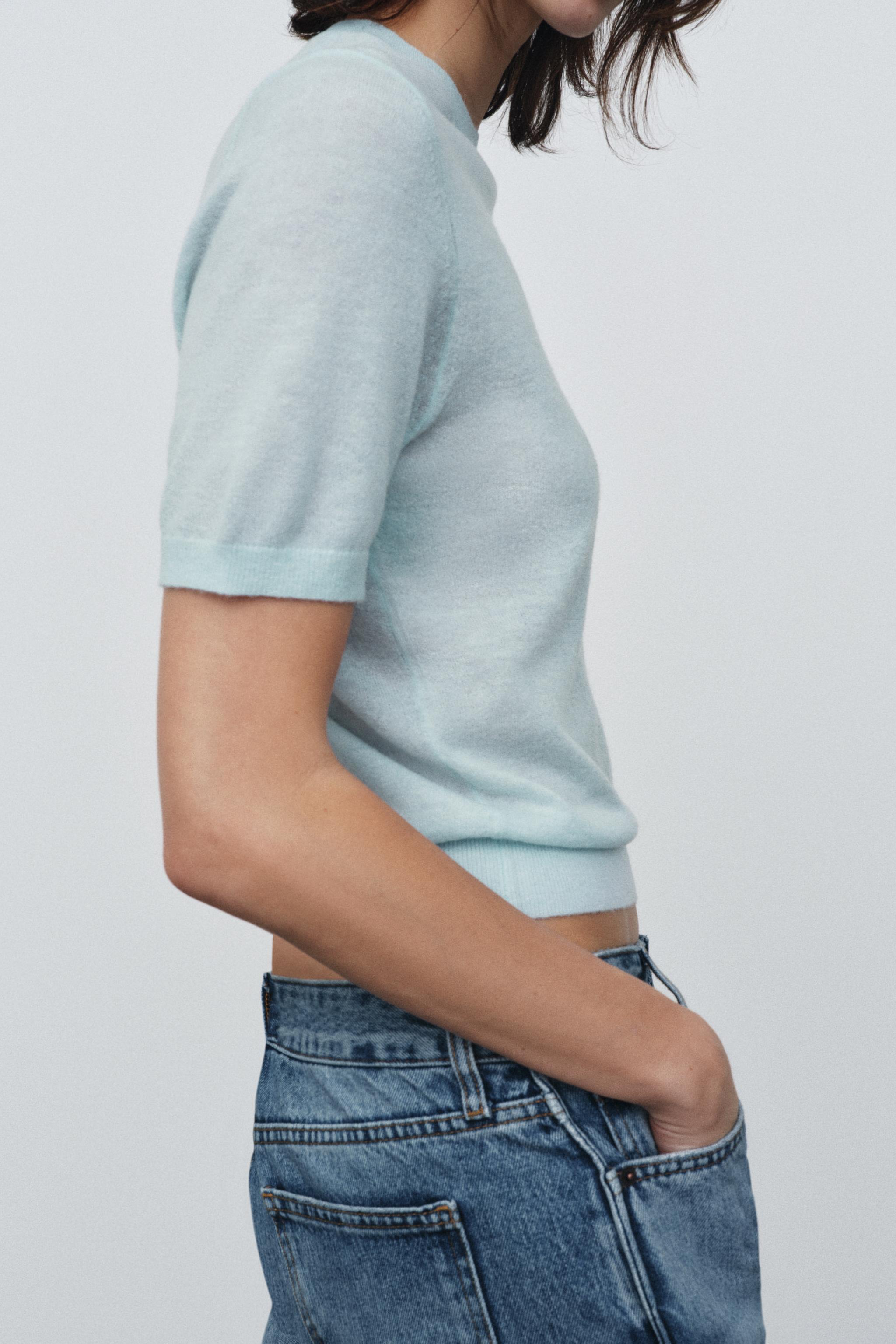 PULL EN LAINE À MANCHES COURTES