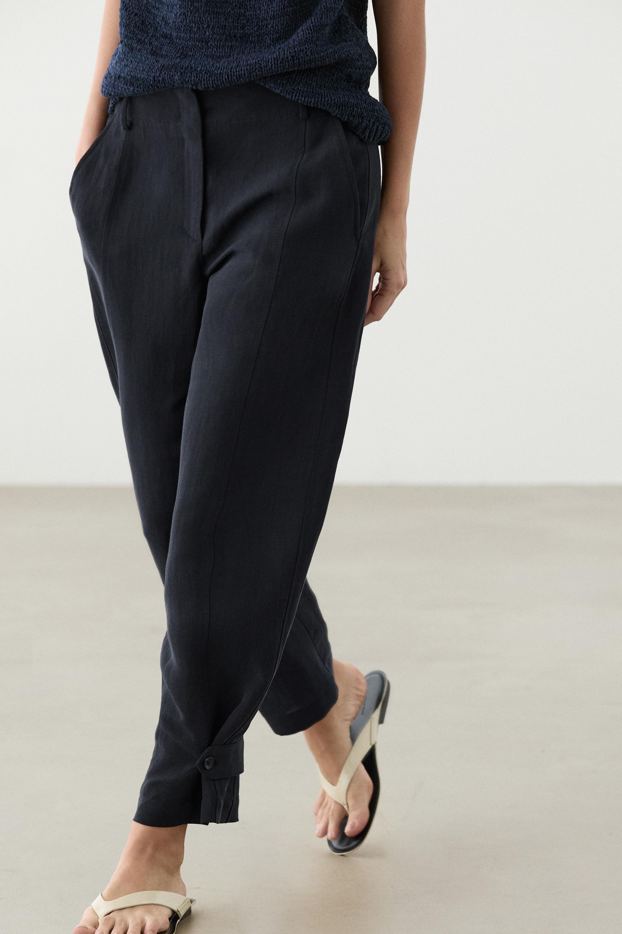 Flowing linen blend pants with buttoned tab detail — Navy blue