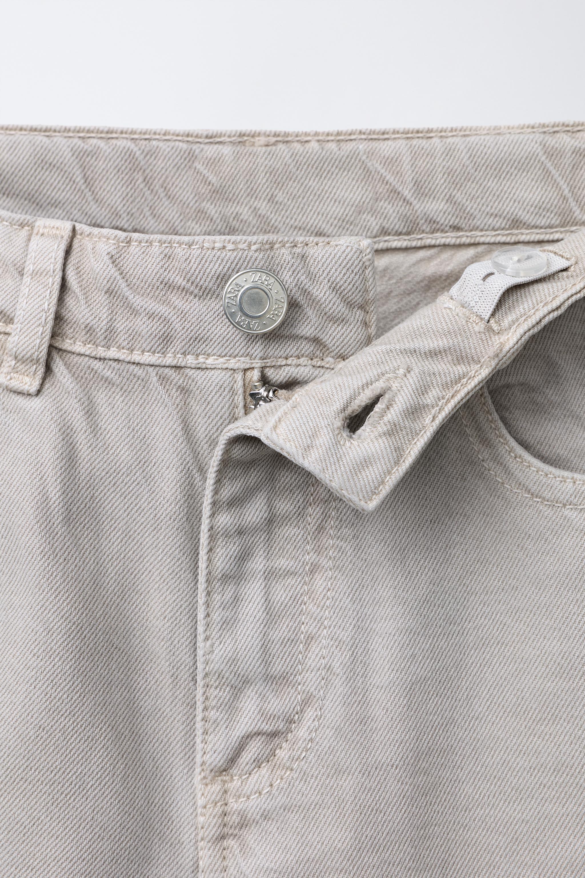 STRAIGHT JEANS WITH SEAMS