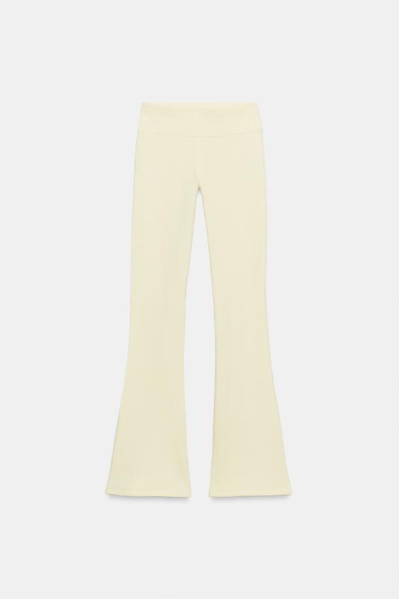 PANTALON EN MOLLETON FLARE - Jaune de Zara - Image 2
