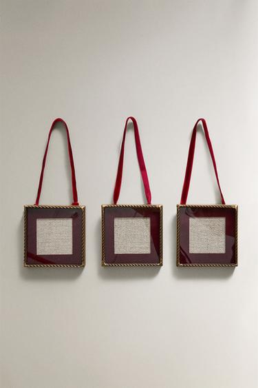 Zara SET OF CHRISTMAS TREE FRAMES ORNAMENTS (SET OF 3) - Gold