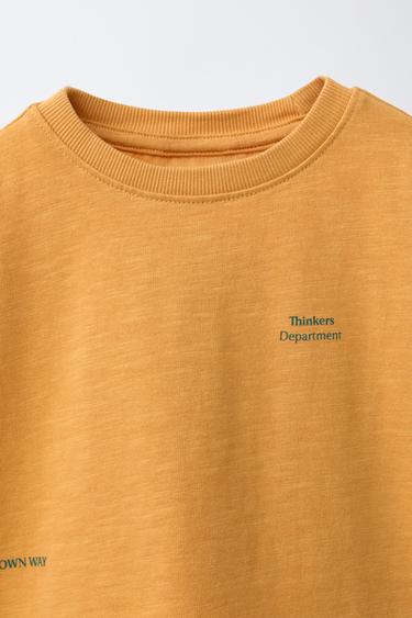 T-SHIRT À INSCRIPTION IMPRIMÉE - Moutarde de Zara - Image 2