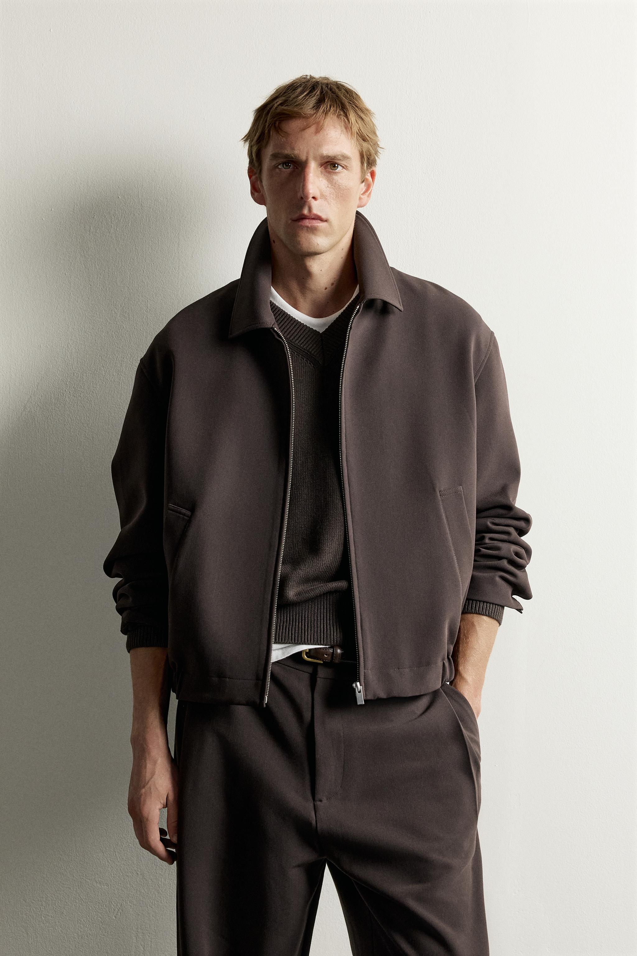 RELAXED FIT PLEATED JACKET — Brown
