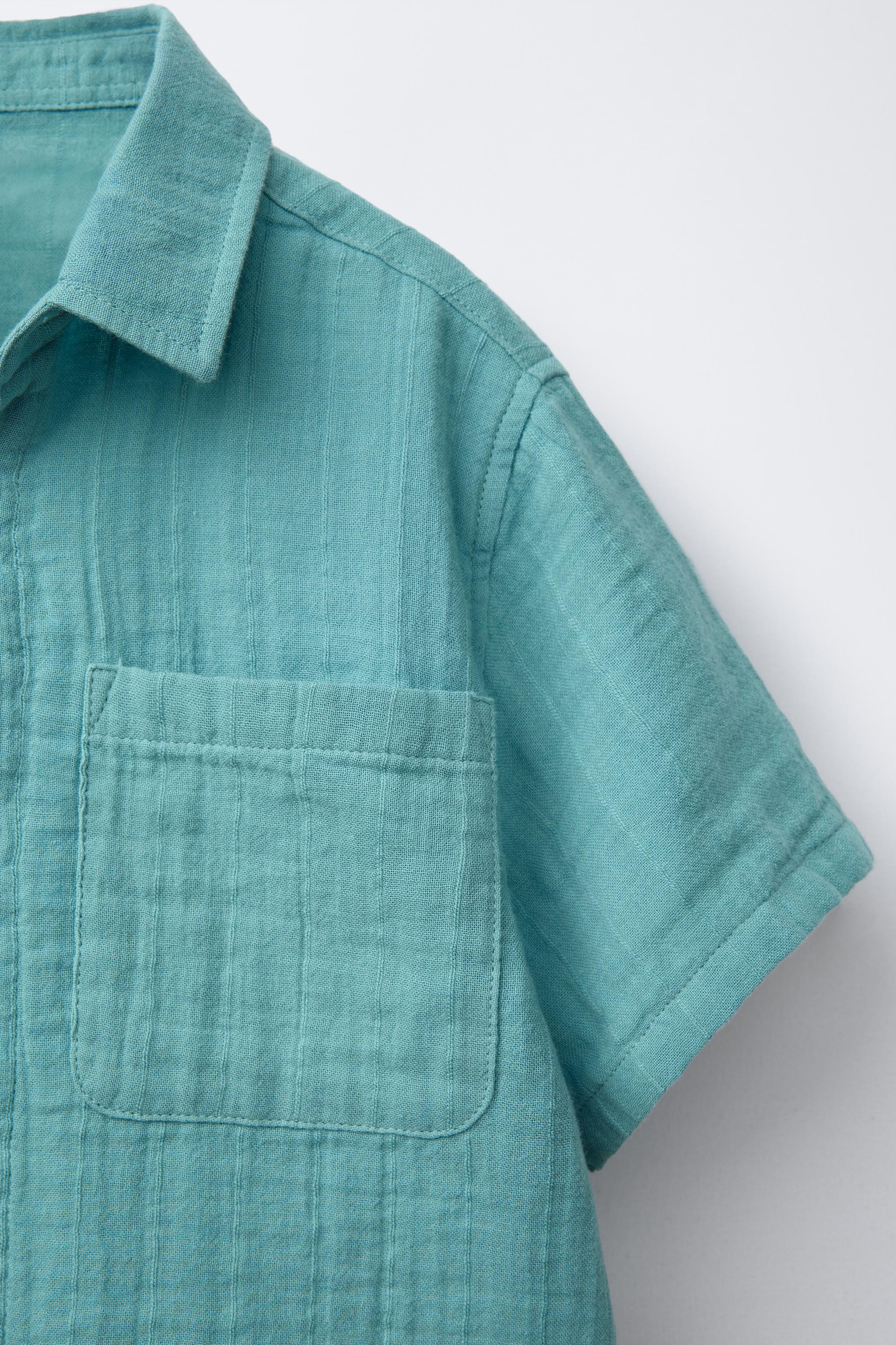 CHEMISE TEXTURÉE À POCHE