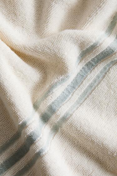 BATH TOWEL WITH COLOURED BORDER - Ivory by Zara