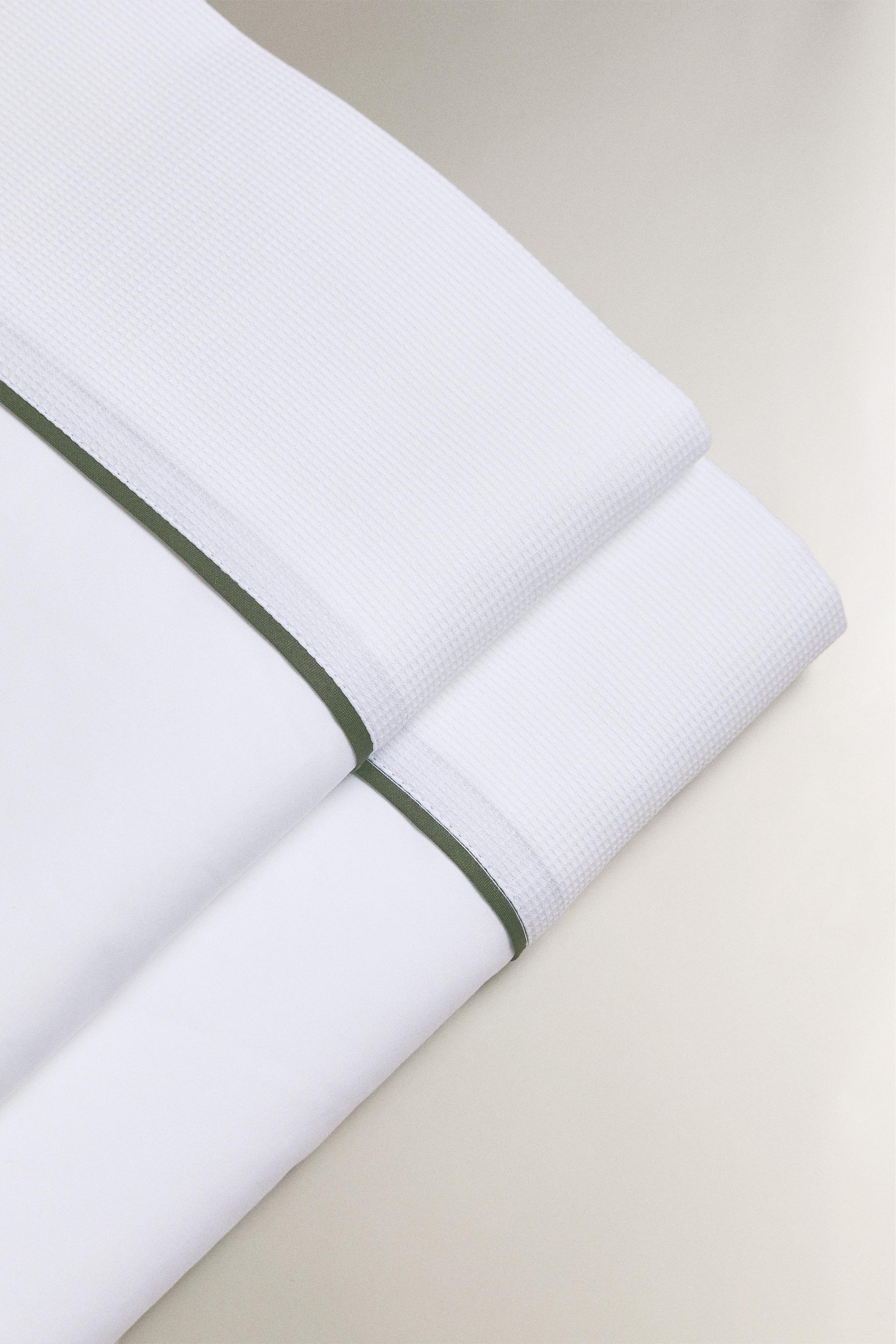 DUVET COVER FLAT SHEET WITH PIQUÉ PIPING