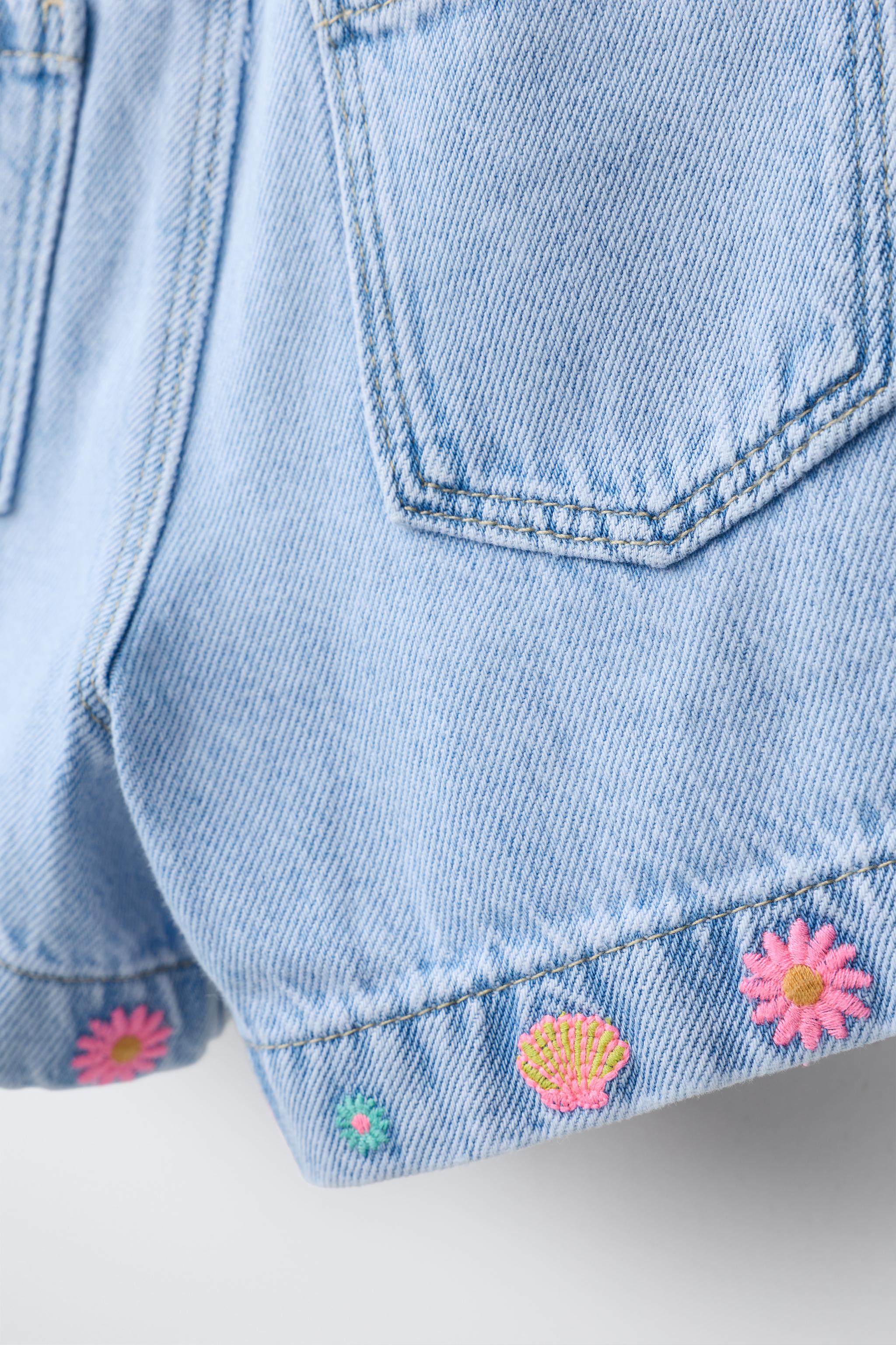 EMBROIDERED DENIM SHORTS