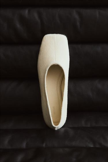 BALLERINES FOURRURE CUIR - Blanc écru de Zara - Image 0